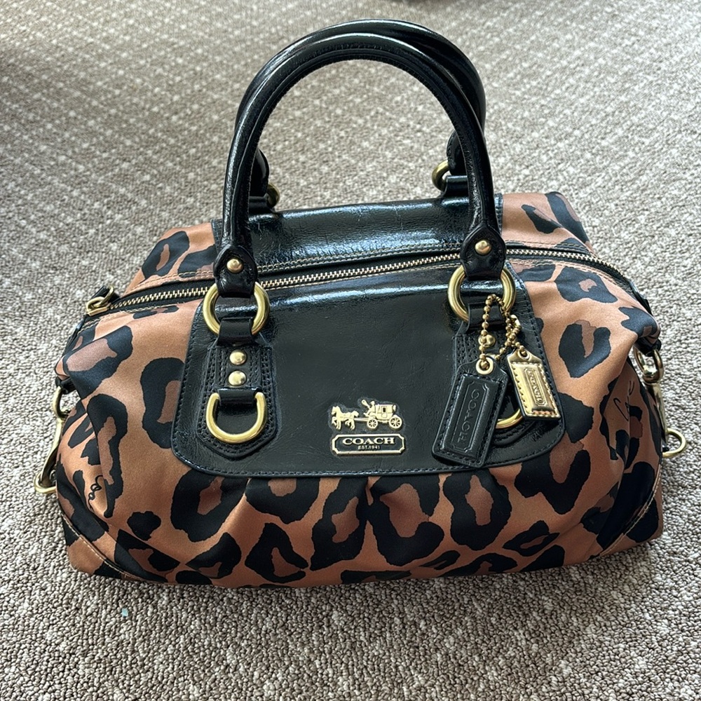 Rare Coach Leopard Print Handbag - Picture 2 of 15